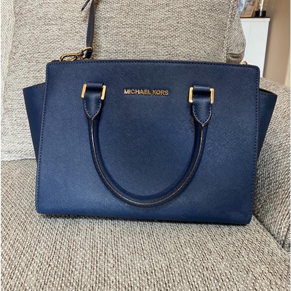 Michael Kors medium bag